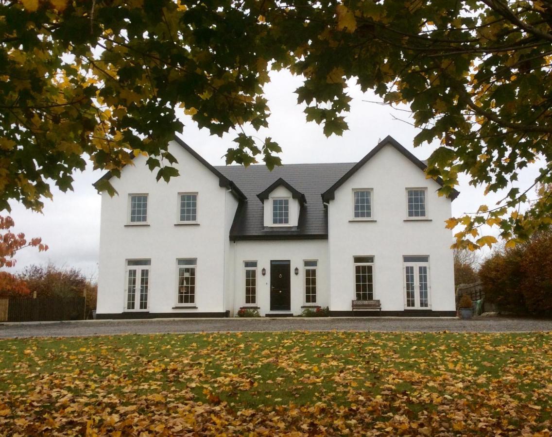 Seven Oaks B&B Ballyhaunis Exterior photo